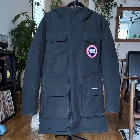 Canada Goose Citadel Parka - Ultimate winter Confort & Style - Picture 1 of 6